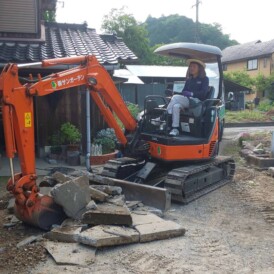 佐用町土間コンクリート解体工事