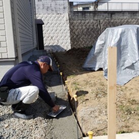 隣地境界ブロック積み