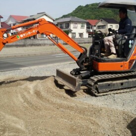 駐車場すきとり工事