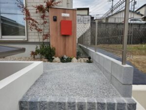 たつの市外構行事｜コンクリート擁壁とコンクリート階段をリフォーム