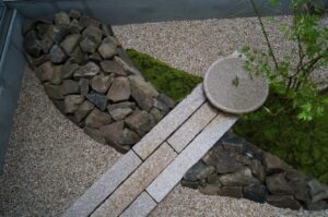 センスいい和モダンな自然石の坪庭 姫路市Ｉ様邸