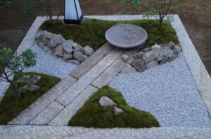 和モダンの小さい坪庭工事　姫路市