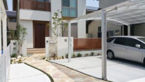 姫路市外構｜門廻りの琉球石や植栽が優しくお出迎えしてくれるようなアプローチ