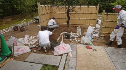 天然竹の建仁寺垣工事